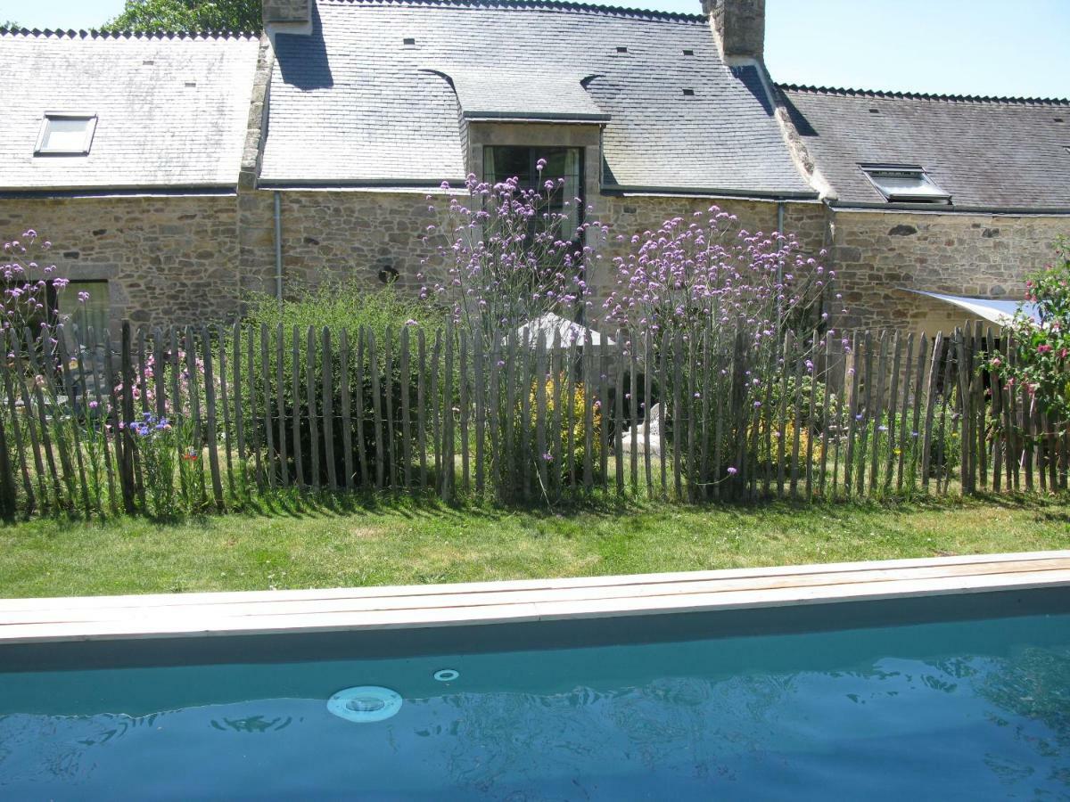 La Chambre Du Grand Val Caden Eksteriør bilde